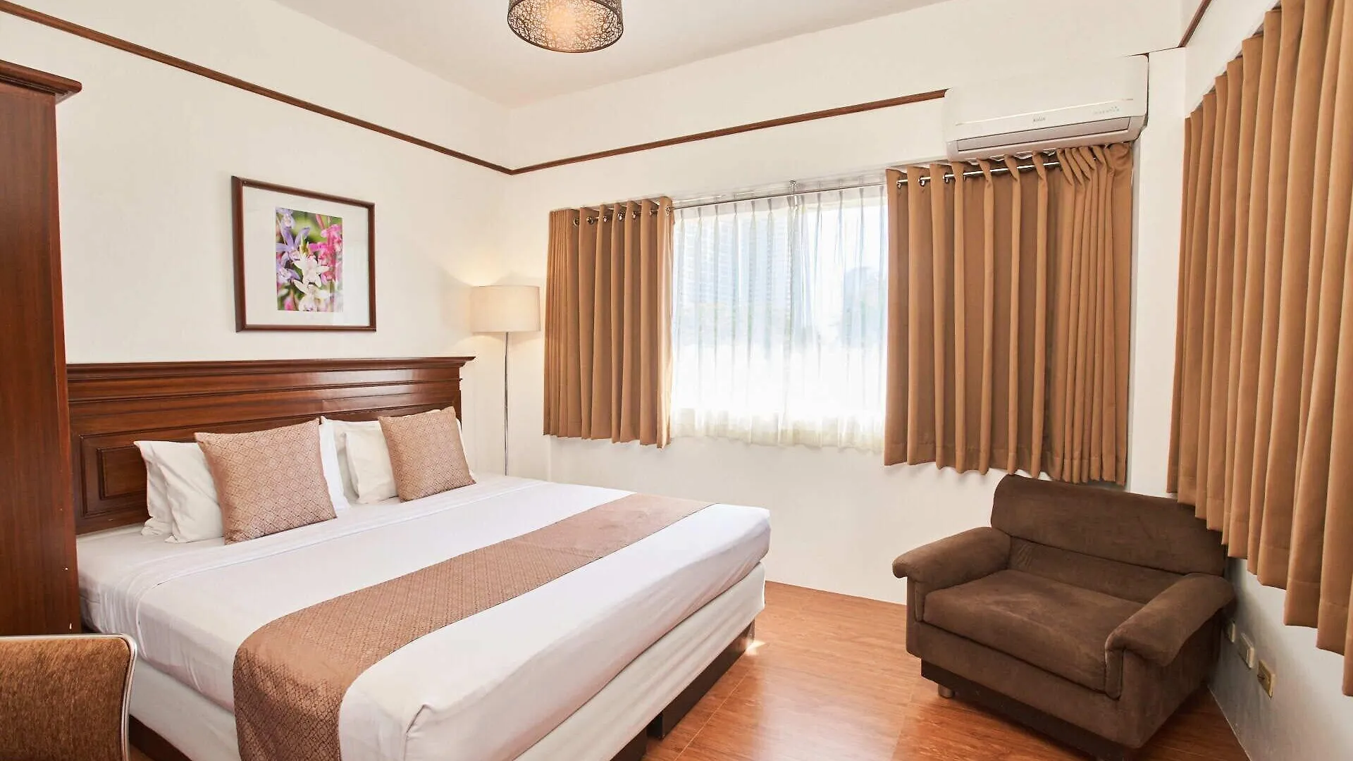 *** Hotel Orchid Garden Suites Manille Philippines