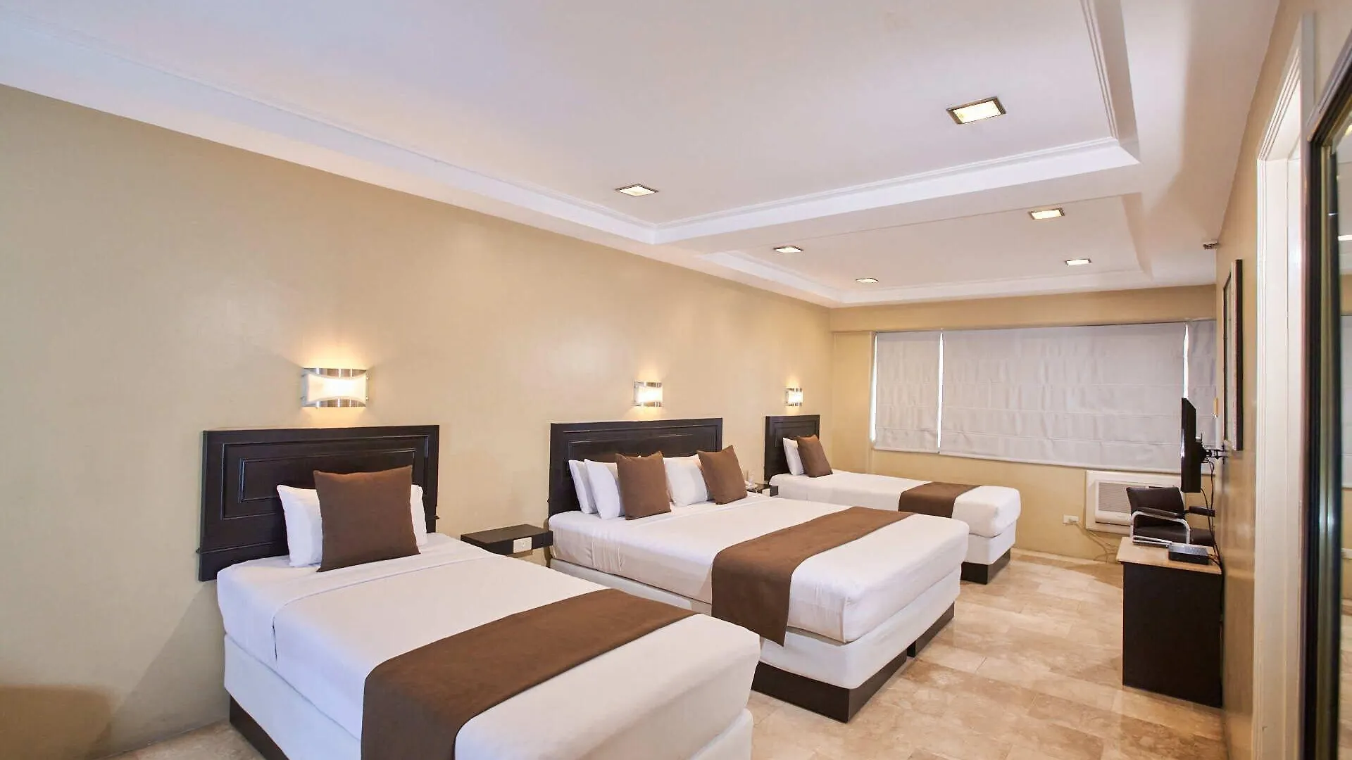 מלון מנילה Orchid Garden Suites